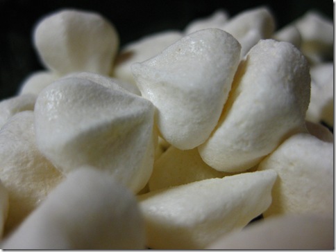 trader-joe-meringues