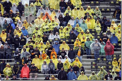 5848585 - LAS - iowa ball state football - 09_25_2010 - 15.19.40[1]