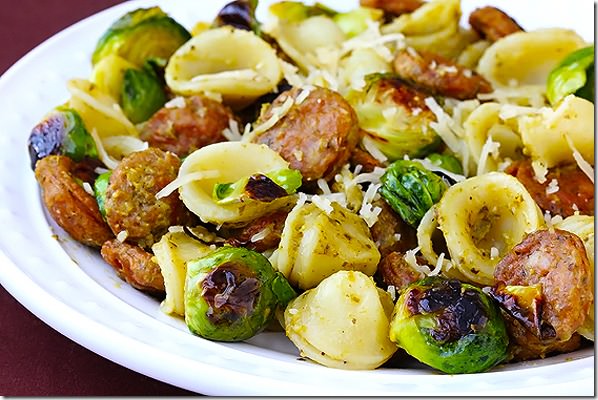 pesto-pasta-with-chicken-sausage-and-brussels-sprouts2
