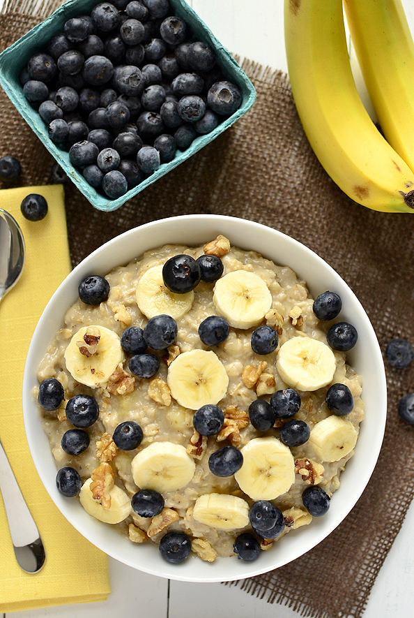 Blueberry Banana Nut Oatmeal | iowagirleats.com