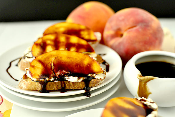 Fresh Peach Crostini with Whipped Honey Feta and Balsamic Drizzle | iowagirleats.com