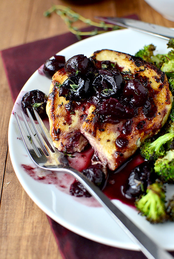 Chicken with Cherry Wine Pan Sauce (20 minute meal!) | iowagirleats.com