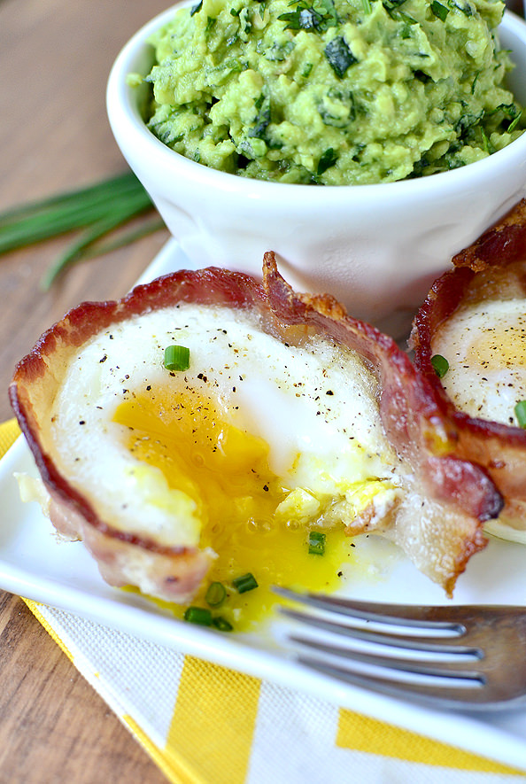 Egg and Bacon Cups with Guac-Kale-Mole | iowagirleats.com