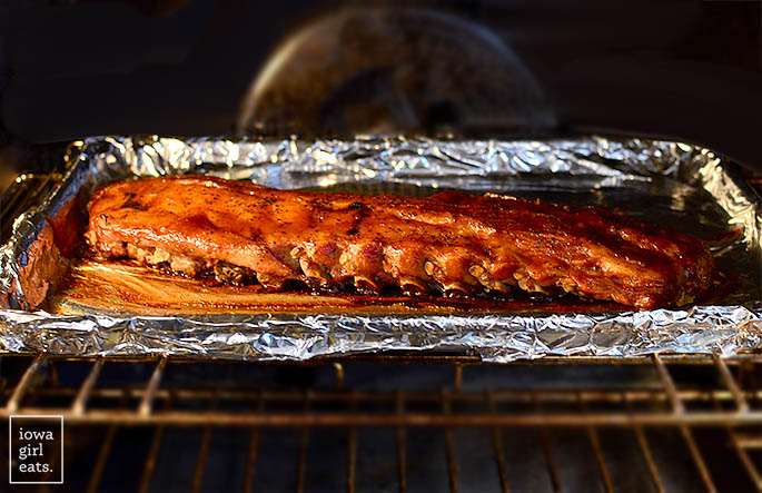 ribs baking in the oven