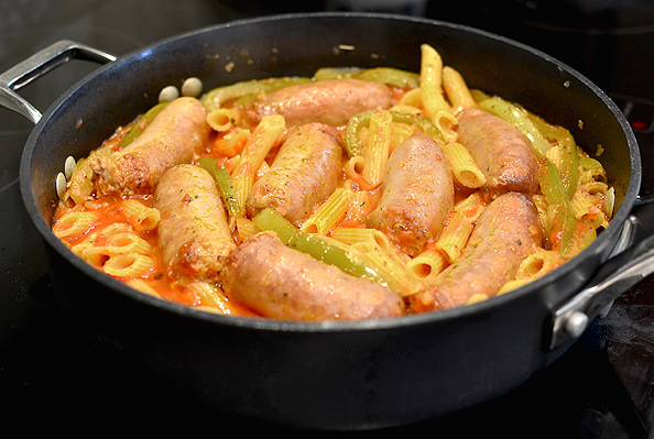 One-Pan-Itlian-Sausage-and-Peppers-Pasta-iowagirleats-07_mini