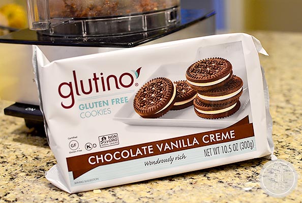Gluten-Free No-Bake Chocolate Peanut Butter Cheesecakes | iowagirleats.com