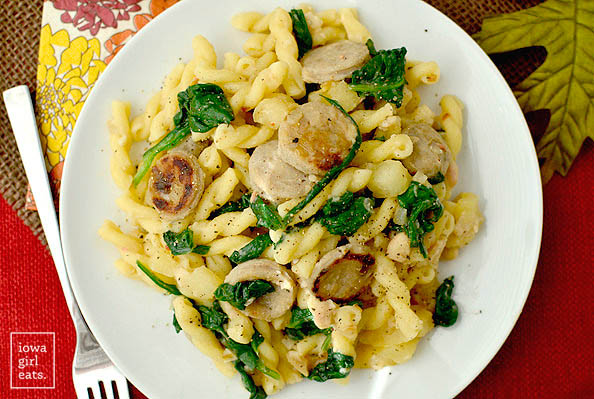 plate of chicken sausage with pasta