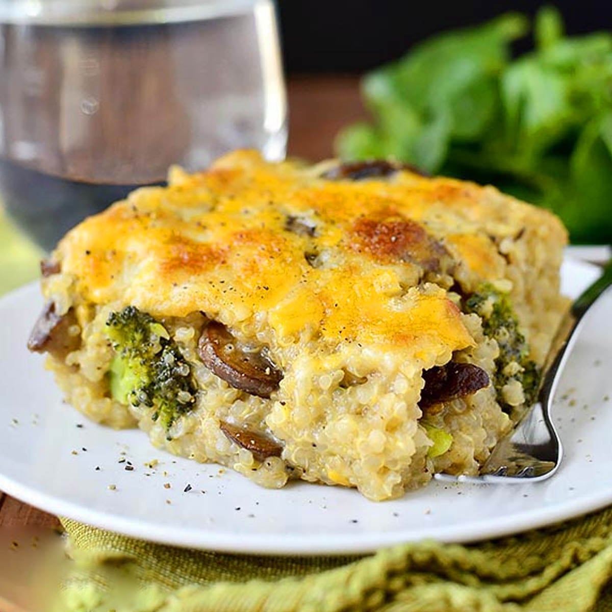 Cheesy Mushroom and Broccoli Quinoa Casserole