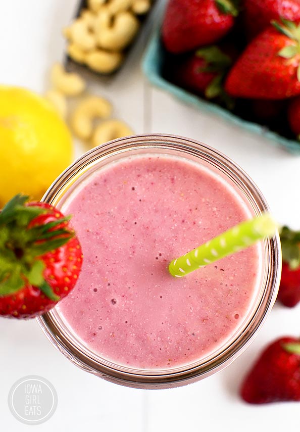 Strawberry Shortcake Smoothie is a sippable gluten and dairy-free version of Strawberry Shortcake with no added sugar! #glutenfree | iowagirleats.com