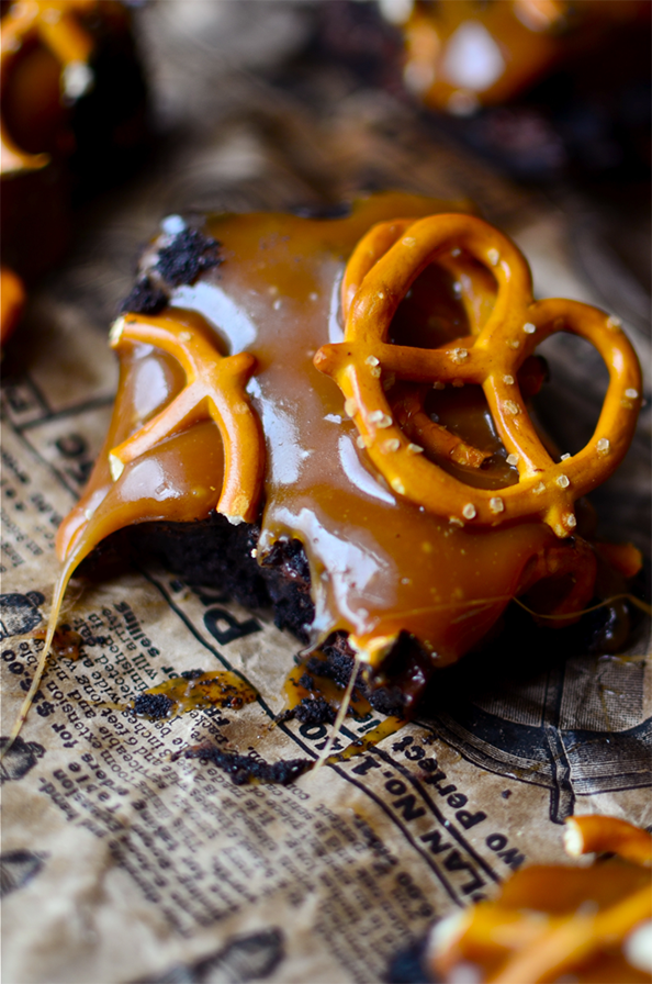 caramel-pretzel-brownies07
