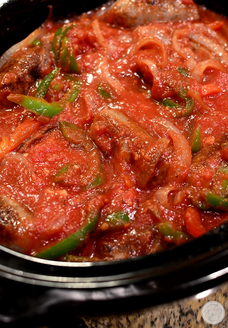Crock-Pot-Sausage-and-Peppers-iowagirleats-10
