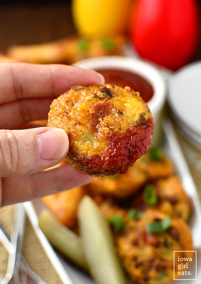 Mini Bacon Cheeseburger Quinoa Bites are bite-sized, gluten-free bacon cheeseburgers with a boost of extra protein! | iowagirleats.com
