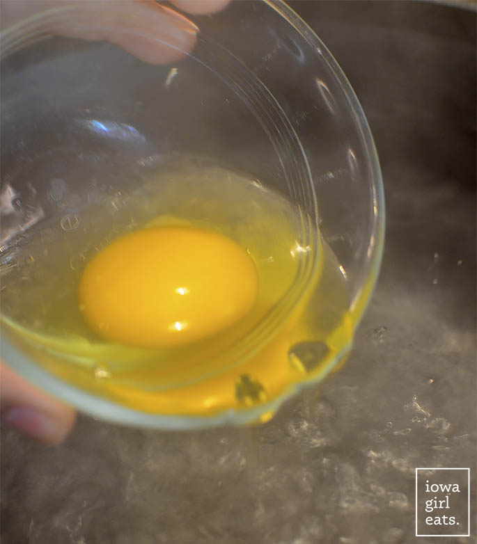 Egg-and-Chorizo-Avocado-Toast-iowagirleats-09