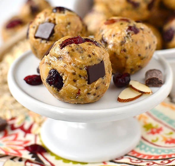 No-Bake Cranberry Chocolate Almond Energy Bites