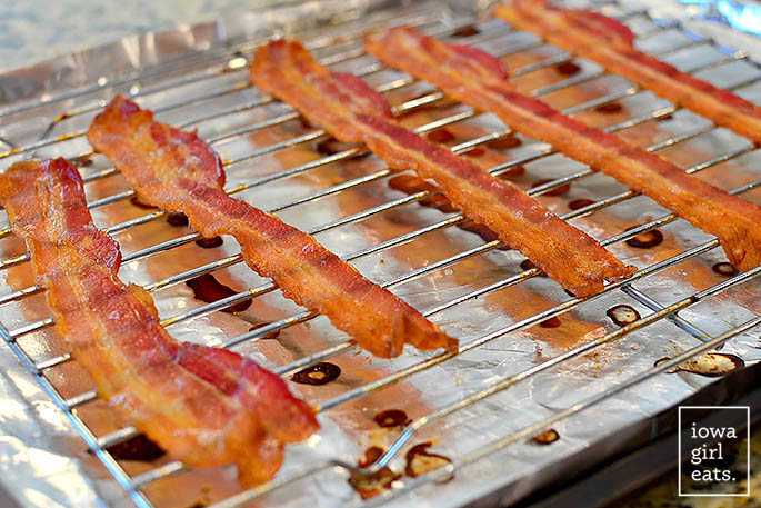 bacon baking in the oven