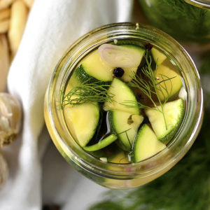 Refrigerator Zucchini Pickles are no-heat nor canning-required! Make in just 10 minutes with your garden bounty plus kitchen staples. | iowagirleats.com