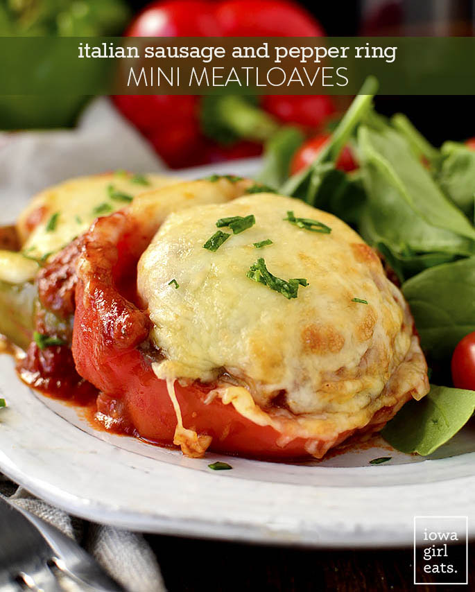 Italian Sausage and Pepper Ring Mini Meatloaves have all the taste of sausage and peppers, in a fun mini meatloaf presentation. My family loves this easy, gluten-free dinner recipe! | iowagirleats.com