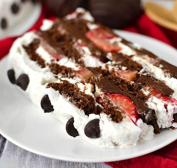 Chocolate-Covered Strawberry Icebox Cake