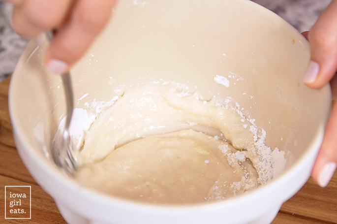 simple butter icing mixture in a bowl