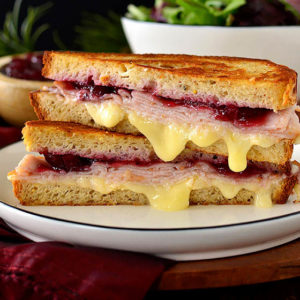 featured image of holiday grilled cheese sandwich