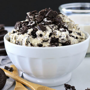 Featured image of oreo mousse