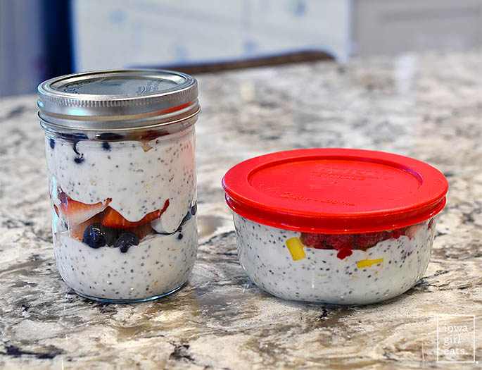 lids on containers of high protein overnight oats