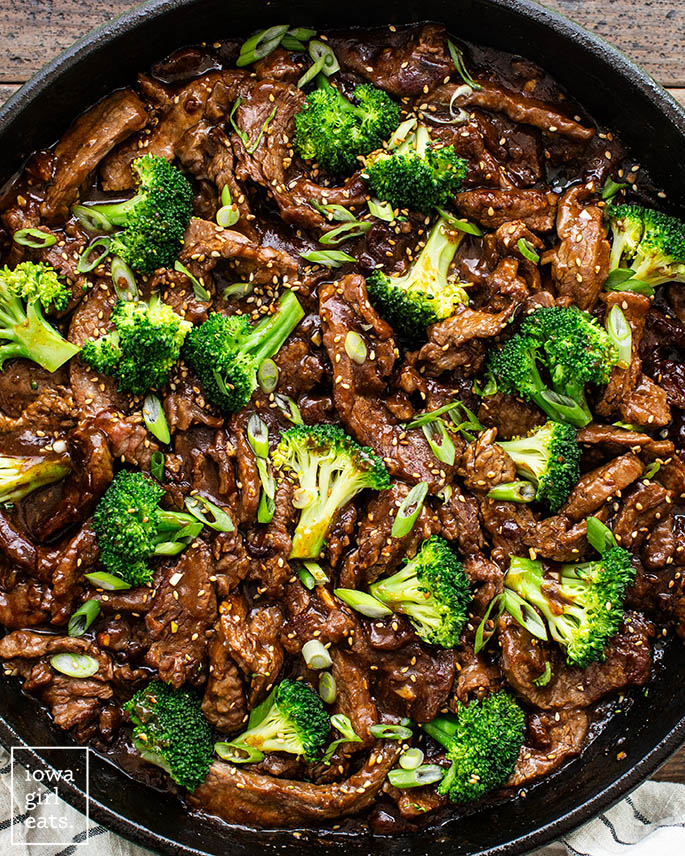 beef broccoli in a s،et