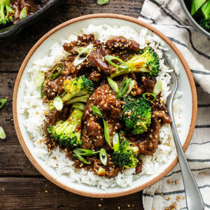 beef broccoli on a plate