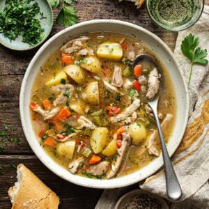 bowl of chicken stew and gravy