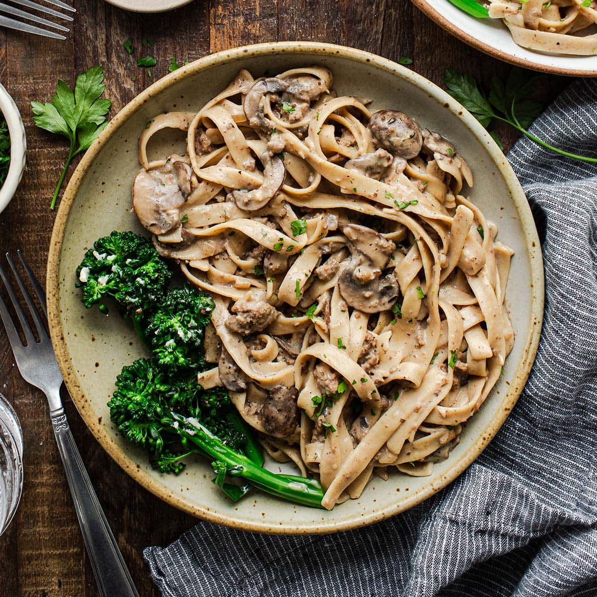 Easy Ground Beef Stroganoff